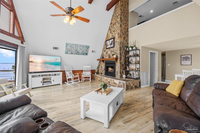 889 Dolphin Rd, Milton, FL 32583