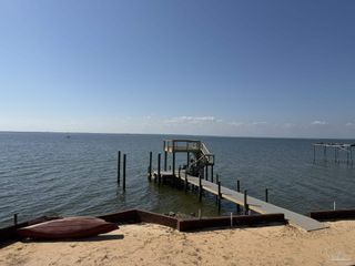 889 Dolphin Rd, Milton, FL 32583