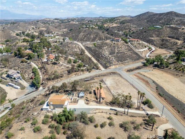 14740 Descanso Drive, Lake Mathews, CA 92570