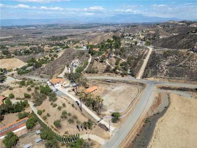 14740 Descanso Drive, Lake Mathews, CA 92570