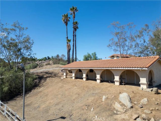 14740 Descanso Drive, Lake Mathews, CA 92570