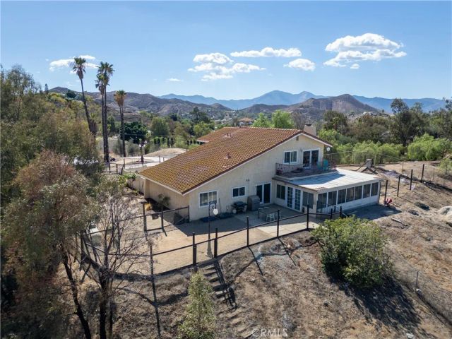 14740 Descanso Drive, Lake Mathews, CA 92570