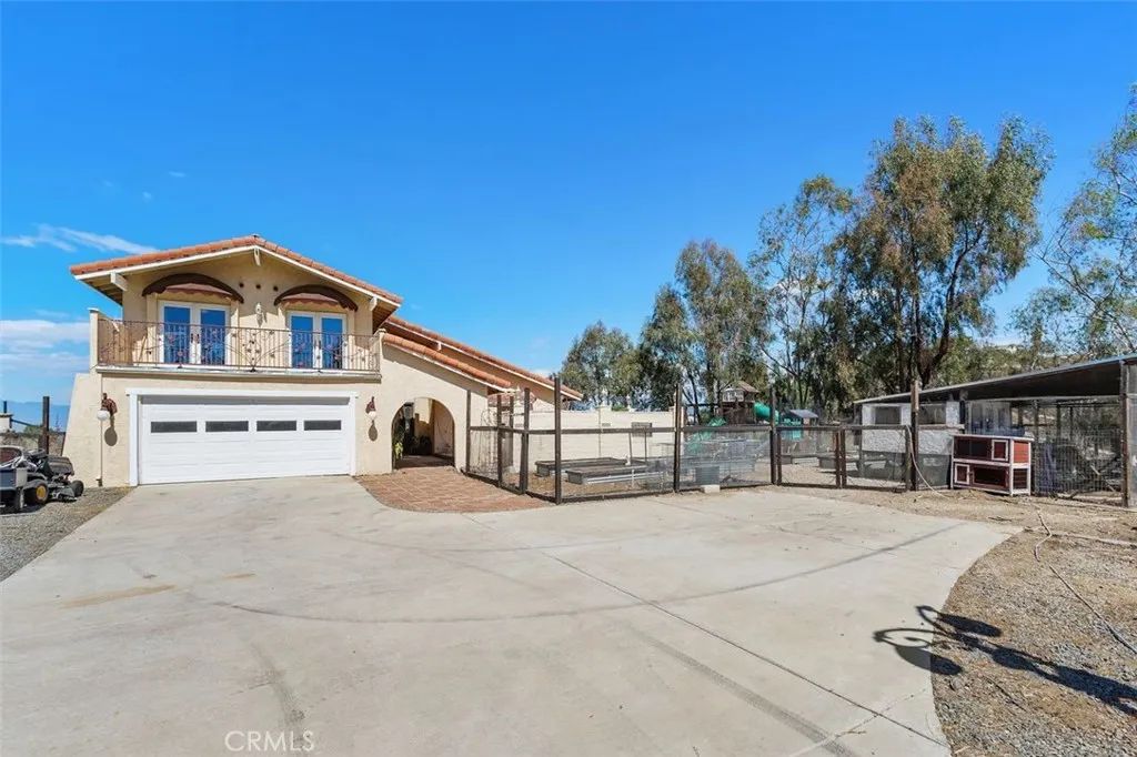 14740 Descanso Drive, Lake Mathews, CA 92570
