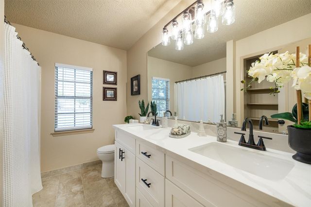 16034 Sweetwater Creek Drive, Houston, TX 77095