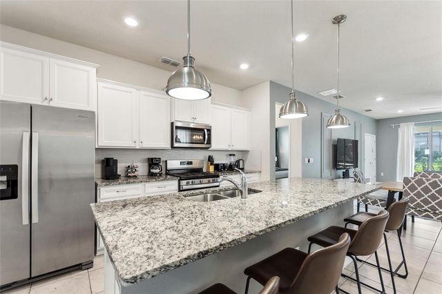 7240 OAKMOSS LOOP, Davenport, FL 33837