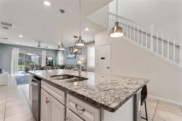 7240 OAKMOSS LOOP, Davenport, FL 33837