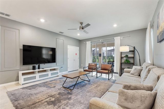 7240 OAKMOSS LOOP, Davenport, FL 33837
