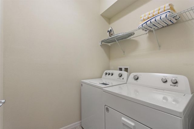7240 OAKMOSS LOOP, Davenport, FL 33837