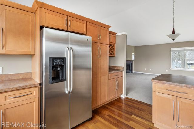 7165 Amanda Drive, Van Buren Charter Township, MI 48111