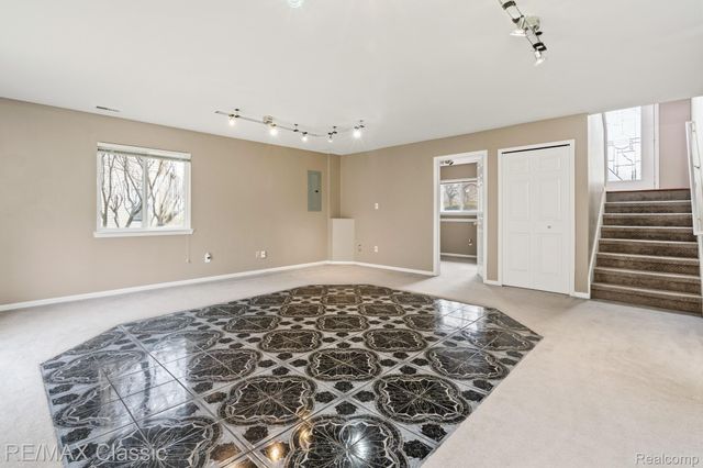 7165 Amanda Drive, Van Buren Charter Township, MI 48111