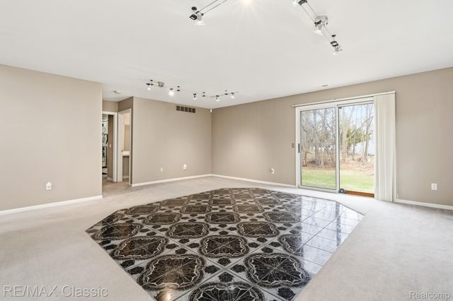 7165 Amanda Drive, Van Buren Charter Township, MI 48111