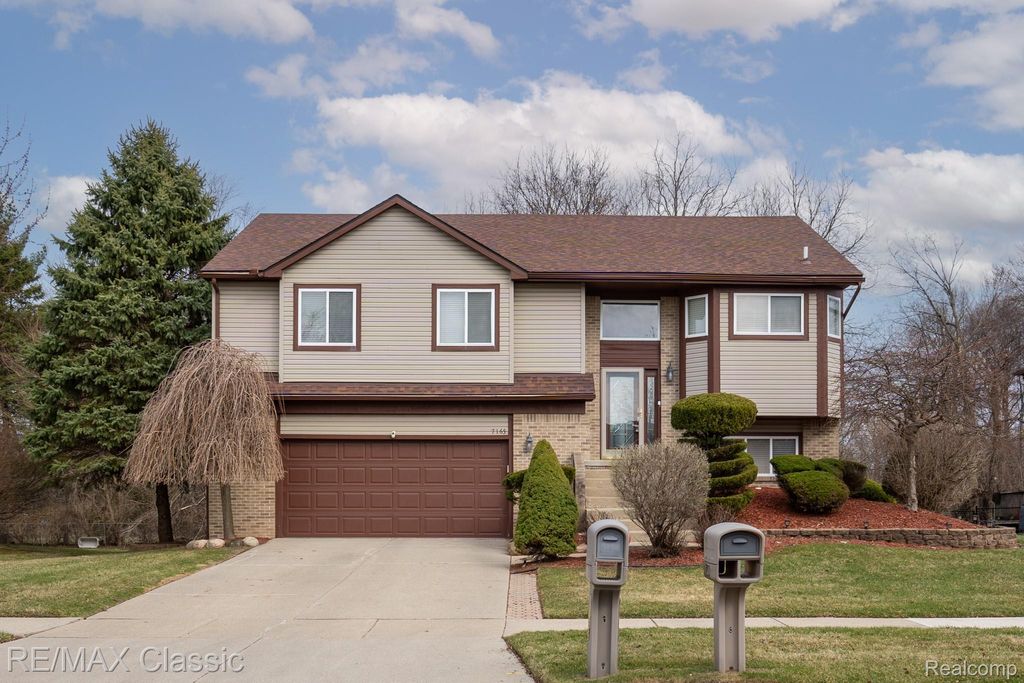 7165 Amanda Drive, Van Buren Charter Township, MI 48111