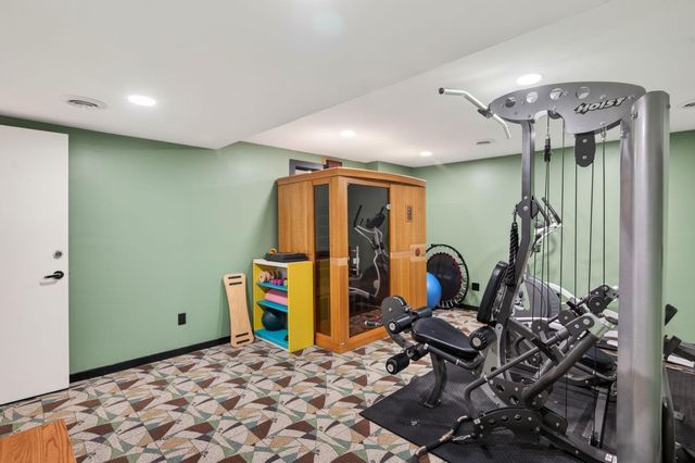 5010 Nob Hill Drive, Edina, MN 55439