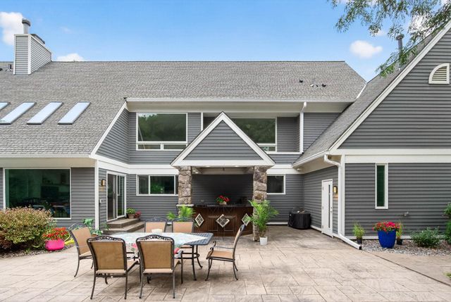 5010 Nob Hill Drive, Edina, MN 55439