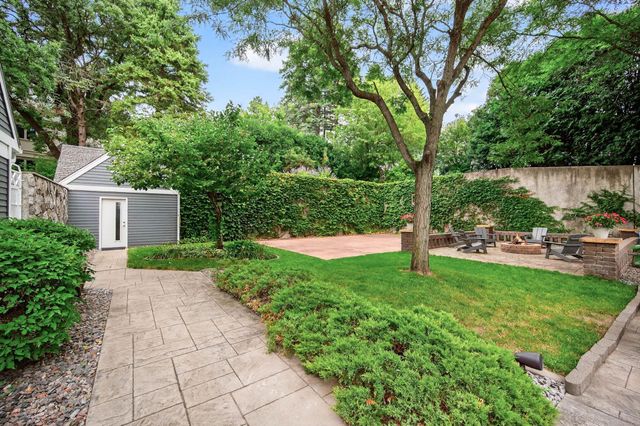 5010 Nob Hill Drive, Edina, MN 55439