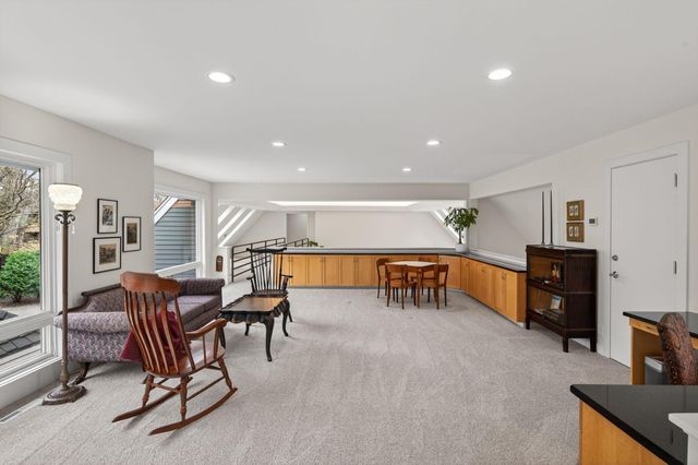 5010 Nob Hill Drive, Edina, MN 55439