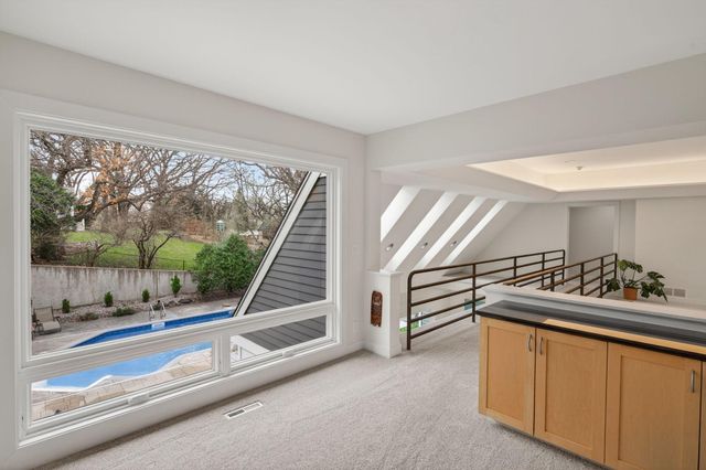 5010 Nob Hill Drive, Edina, MN 55439
