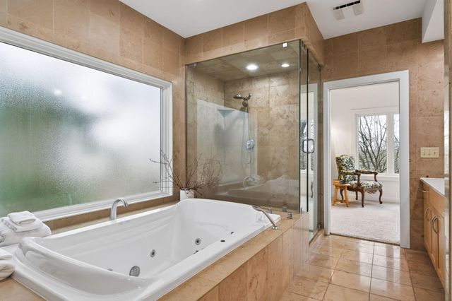 5010 Nob Hill Drive, Edina, MN 55439