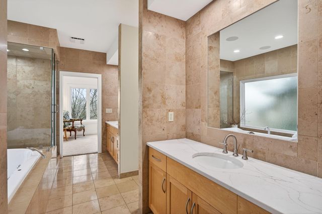 5010 Nob Hill Drive, Edina, MN 55439