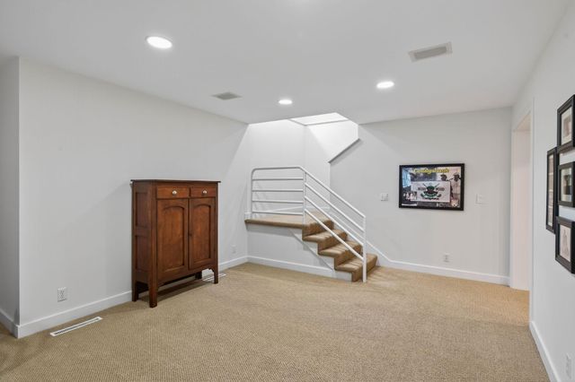5010 Nob Hill Drive, Edina, MN 55439
