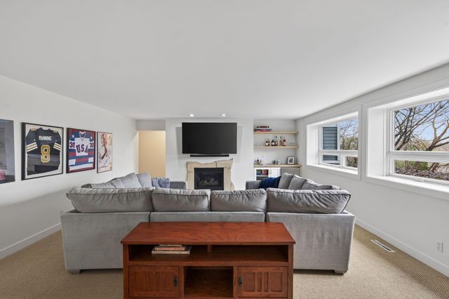 5010 Nob Hill Drive, Edina, MN 55439