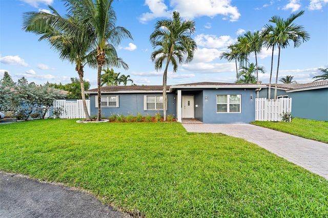 2005 NW 37th St, Oakland Park, FL 33309
