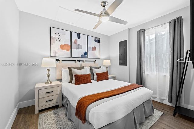 2005 NW 37th St, Oakland Park, FL 33309