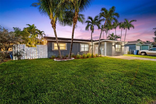 2005 NW 37th St, Oakland Park, FL 33309