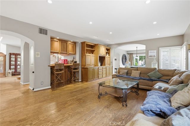 10925 Willowbrae, Chatsworth, CA 91311