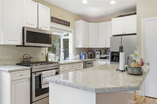 10925 Willowbrae, Chatsworth, CA 91311