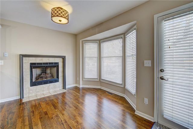 4212 SW Leeward Drive, Lee's Summit, MO 64082