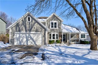 4212 SW Leeward Drive, Lee's Summit, MO 64082