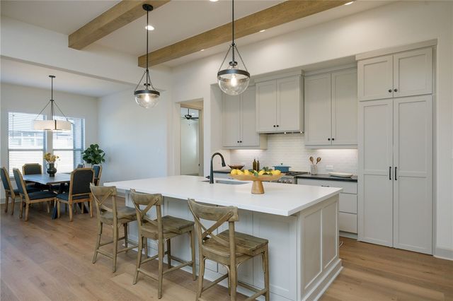 4007 Pacific Crest Way, Bryan, TX 77802