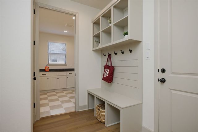 4007 Pacific Crest Way, Bryan, TX 77802