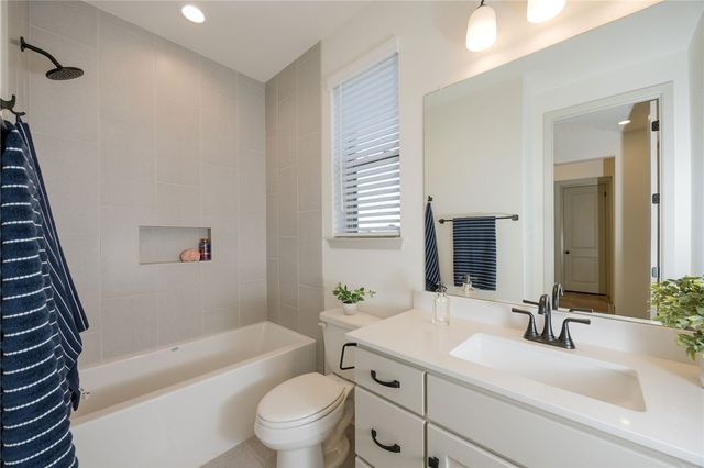 4007 Pacific Crest Way, Bryan, TX 77802