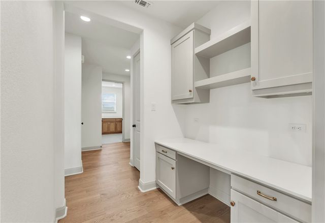 4007 Pacific Crest Way, Bryan, TX 77802