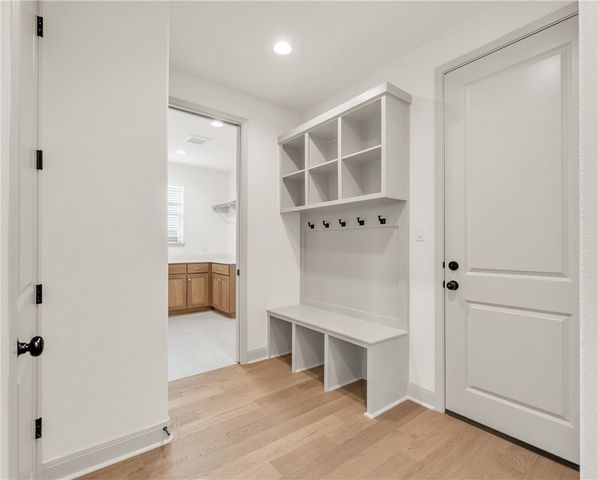 4007 Pacific Crest Way, Bryan, TX 77802