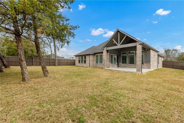 4007 Pacific Crest Way, Bryan, TX 77802