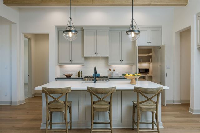 4007 Pacific Crest Way, Bryan, TX 77802