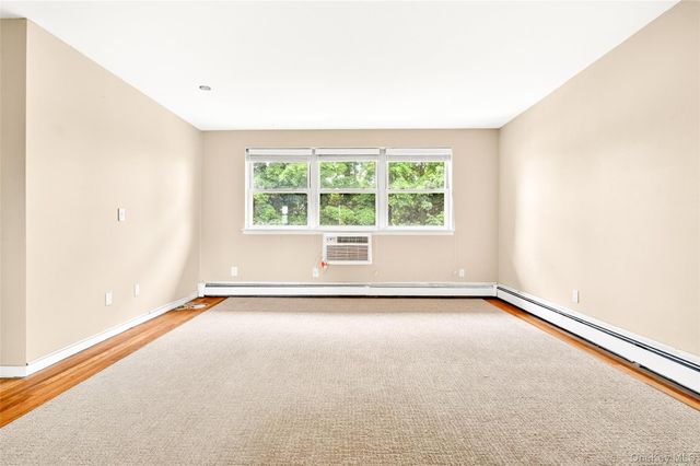 160 Centre Avenue 3M, New Rochelle, NY 10805