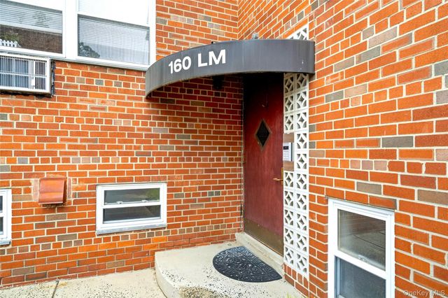 160 Centre Avenue 3M, New Rochelle, NY 10805