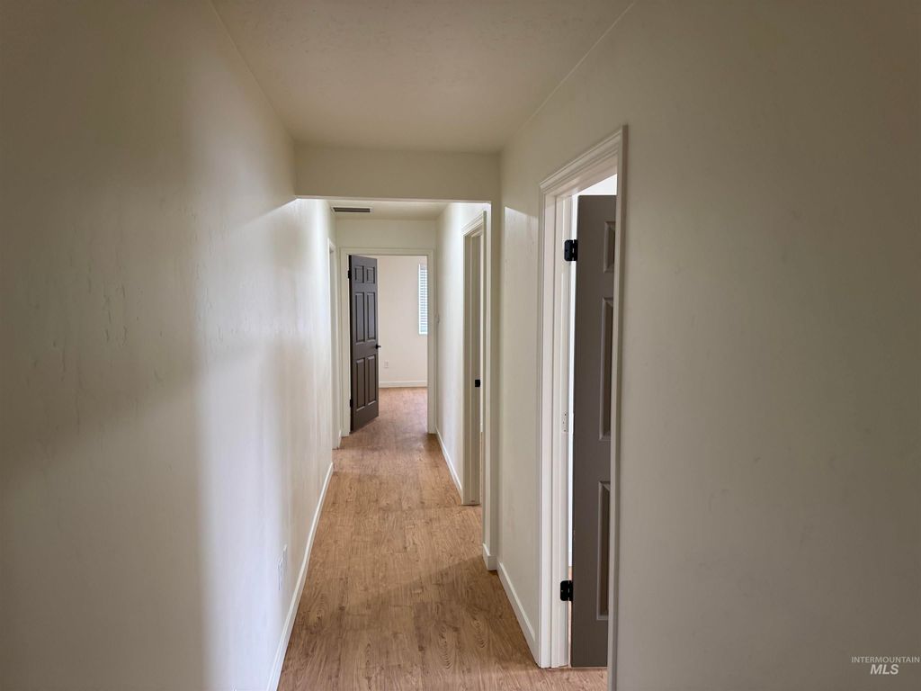 314 Badiola Street, Caldwell, ID 83605 photo 10