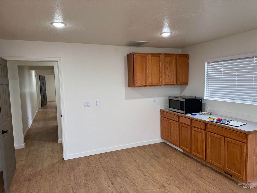 314 Badiola Street, Caldwell, ID 83605 photo 12