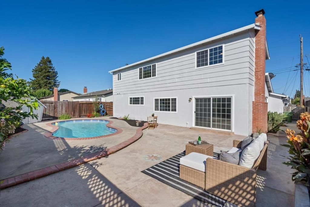 Image 12 of property listing at 1713 Alhambra Court, Petaluma, CA 94954