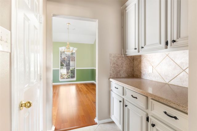 1864 Silent Shore Court, League City, TX 77573