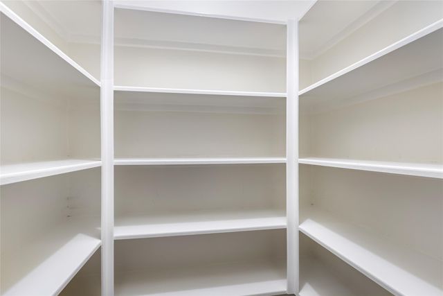 1864 Silent Shore Court, League City, TX 77573