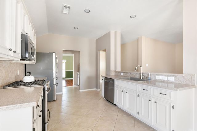 1864 Silent Shore Court, League City, TX 77573