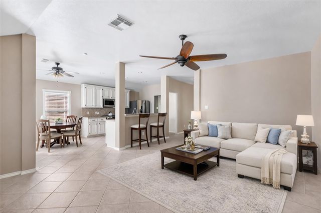 1864 Silent Shore Court, League City, TX 77573