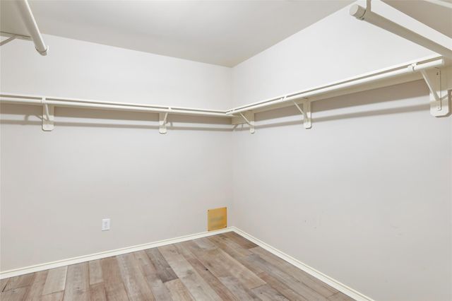 1864 Silent Shore Court, League City, TX 77573