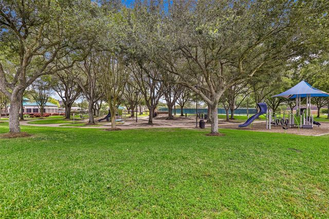 1864 Silent Shore Court, League City, TX 77573